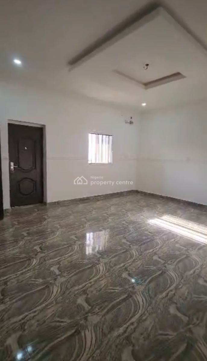 Spacious 2 Bedroom Block of Flat, First Floor, Jahi, Abuja, Flat / Apartment for Rent