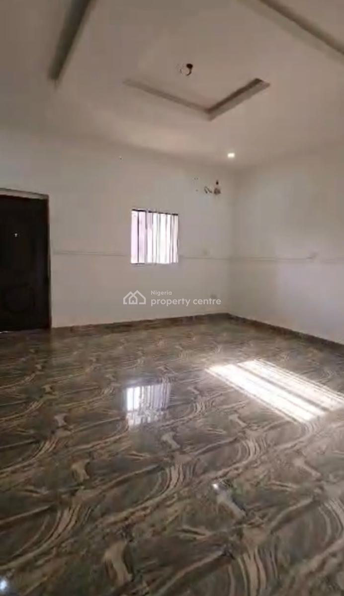 Spacious 2 Bedroom Block of Flat, First Floor, Jahi, Abuja, Flat / Apartment for Rent