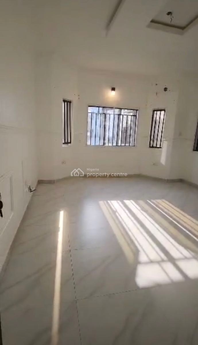 Spacious 2 Bedroom Block of Flat, First Floor, Jahi, Abuja, Flat / Apartment for Rent