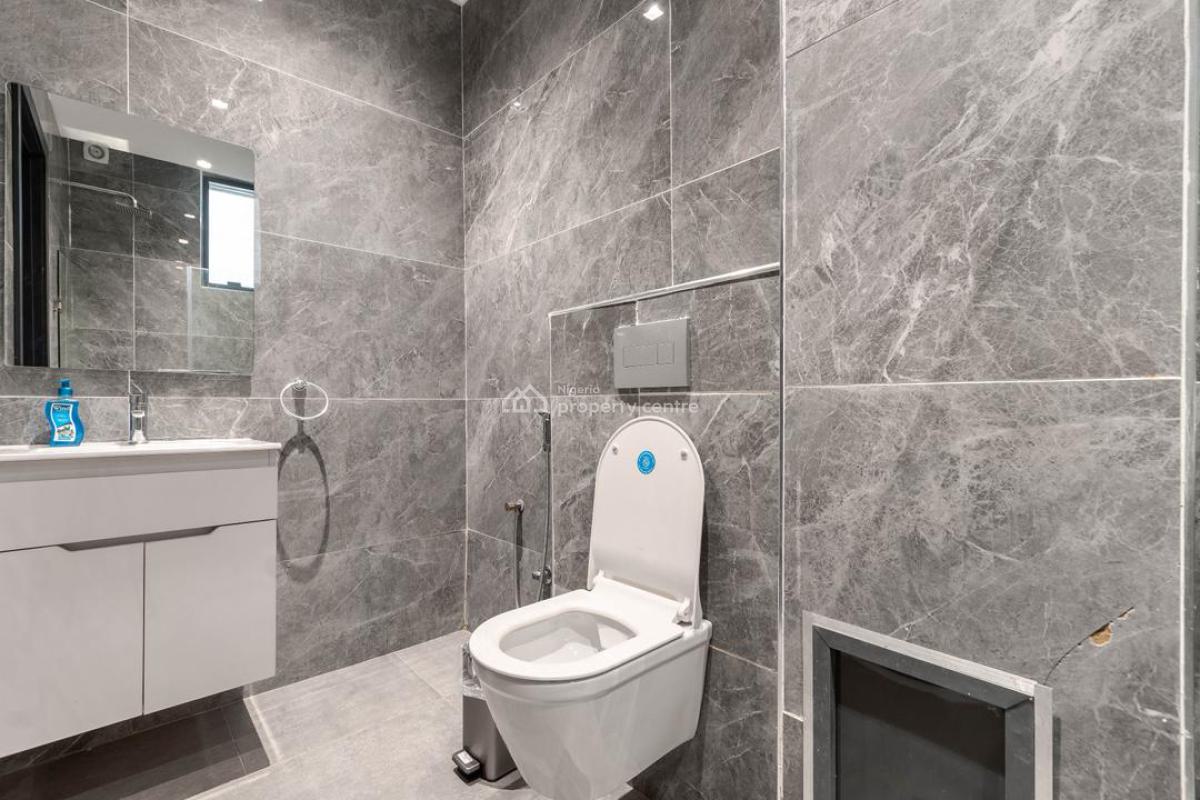 Modern 2 Bedrooms Haven with Pool, Gym & Smart Tv in Every Room, Off Admiralty Way, Lekki Phase 1, Lekki, Lagos, Flat / Apartment Short Let