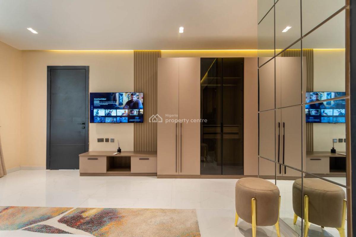 Modern 2 Bedrooms Haven with Pool, Gym & Smart Tv in Every Room, Off Admiralty Way, Lekki Phase 1, Lekki, Lagos, Flat / Apartment Short Let