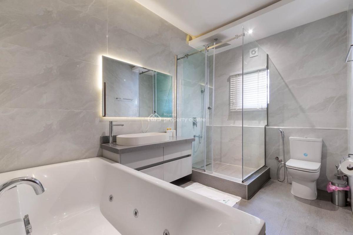 Luxurious 4 Bedrooms Duplex with Pool, Gym & Private Chef, Bayview Estate, Ikate Elegushi, Lekki, Lagos, Terraced Duplex Short Let