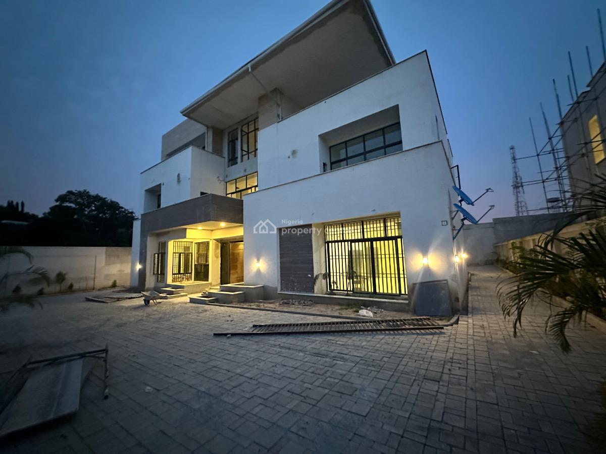 8 Bedroom Detached Duplex, Maitama District, Abuja, House for Sale