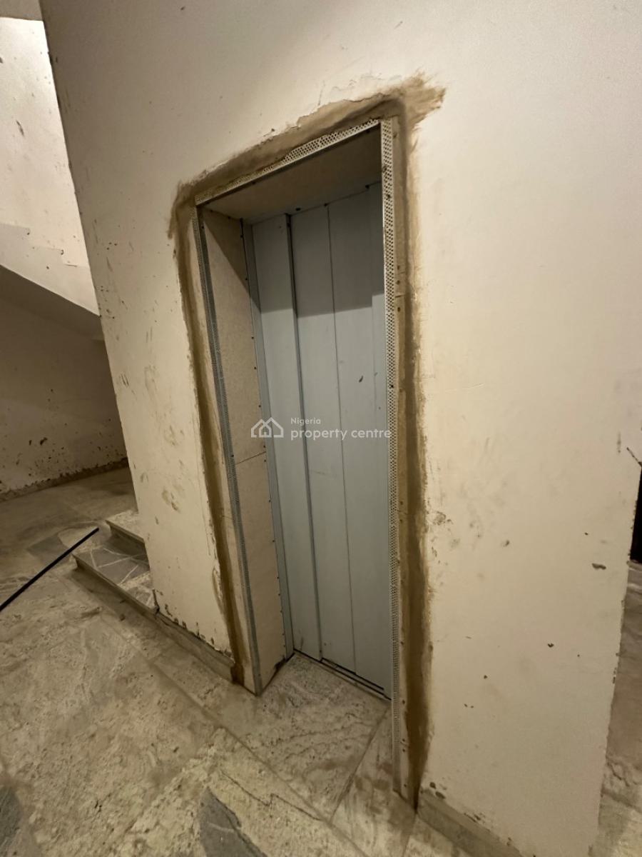 8 Bedroom Detached Duplex, Maitama District, Abuja, House for Sale