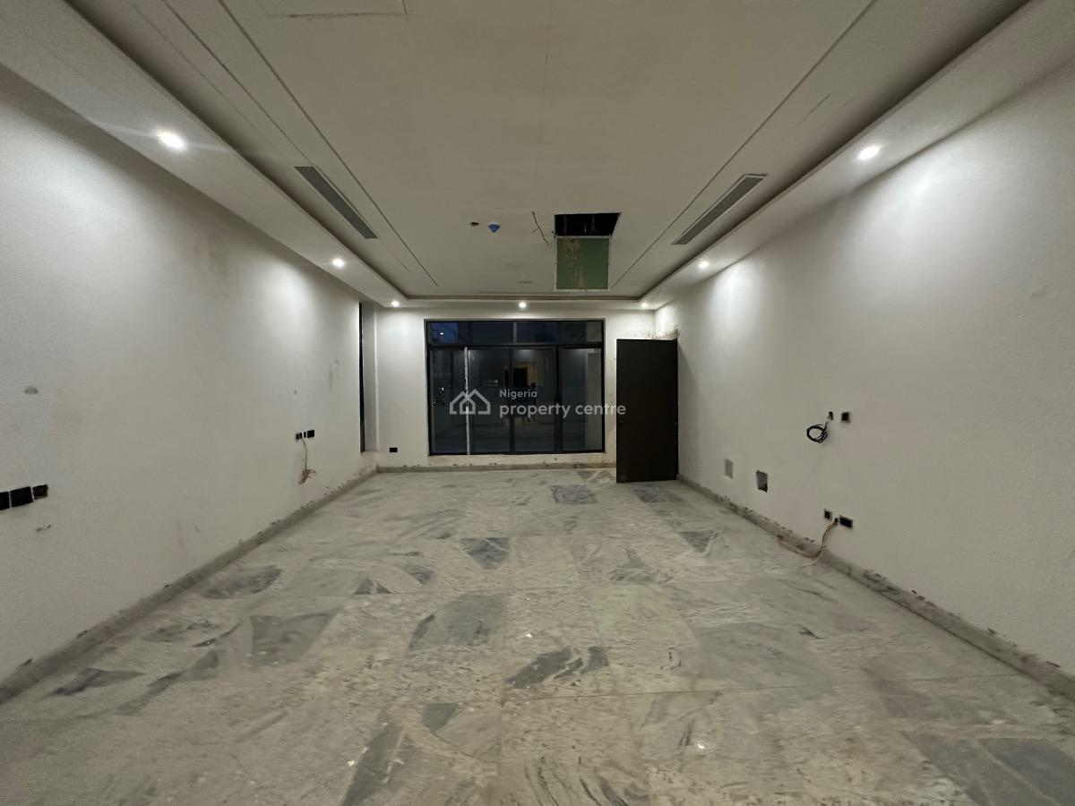 8 Bedroom Detached Duplex, Maitama District, Abuja, House for Sale