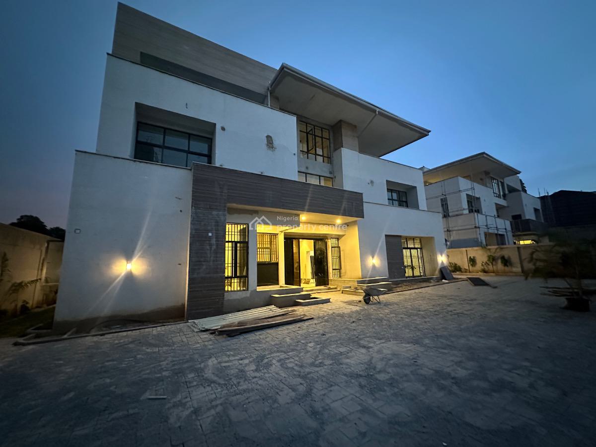 8 Bedroom Detached Duplex, Maitama District, Abuja, House for Sale