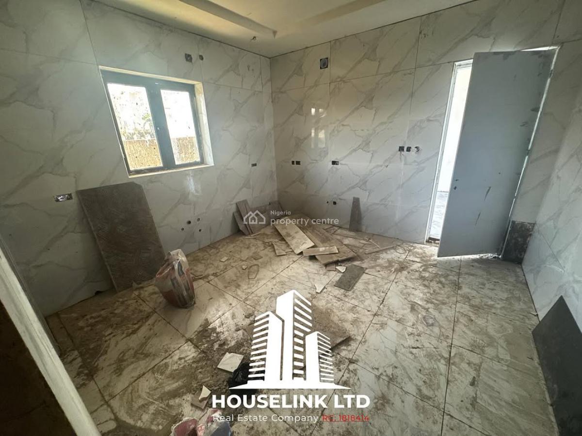 a Well Built 5 Bedroom Semi Finished Terrace Duplex Available, Guzape Main Abuja, Guzape District, Abuja, Terraced Duplex for Sale