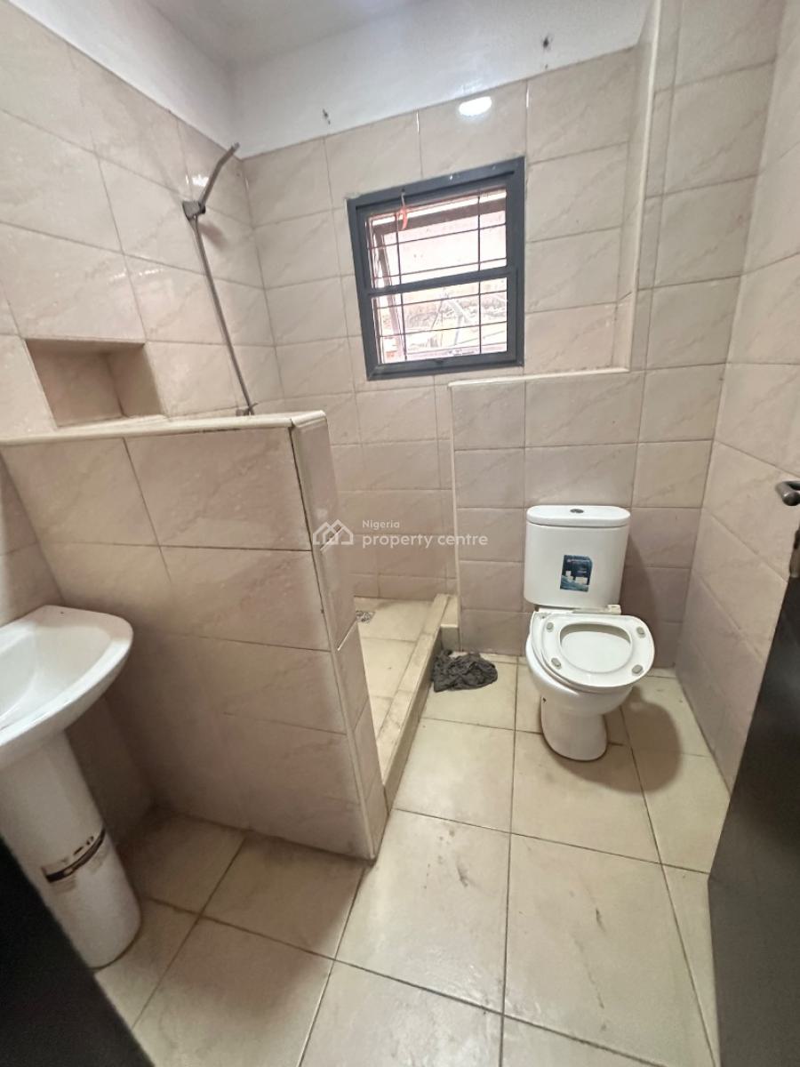 Spacious 3 Bedroom Flat, Osapa London, Osapa, Lekki, Lagos, Flat / Apartment for Rent