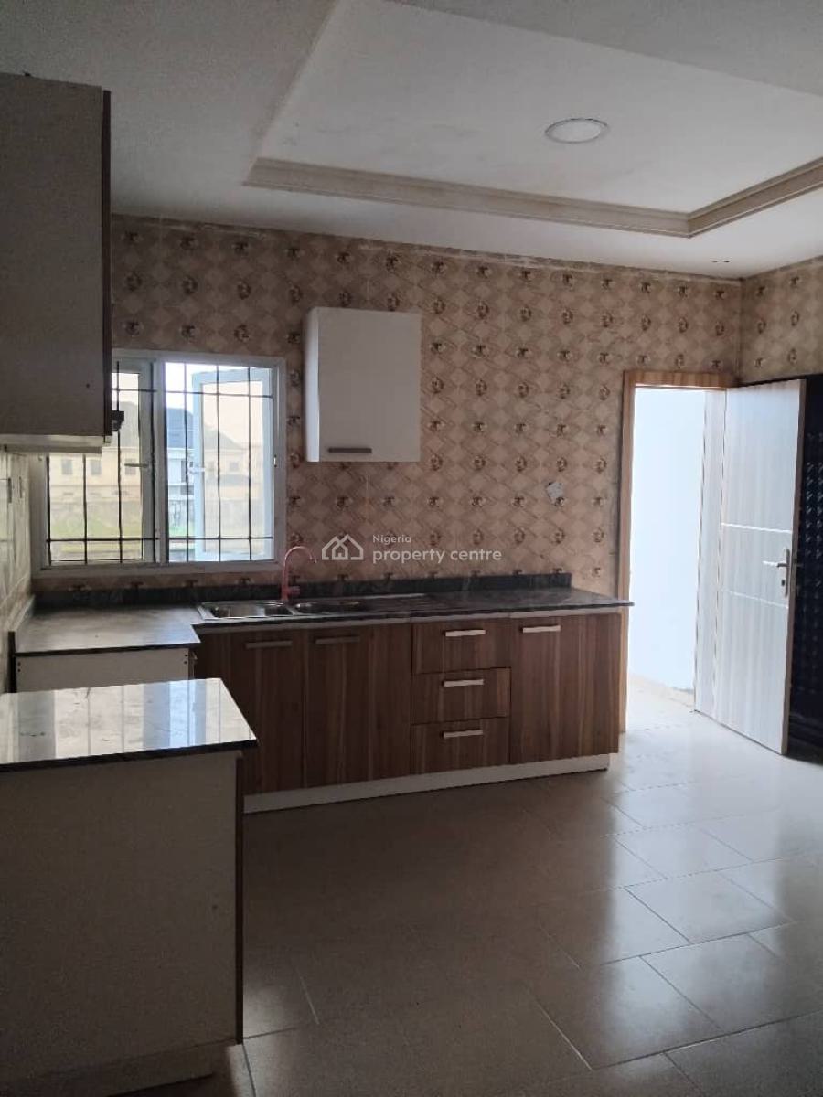Luxurious 3 Bedroom Flat, Badore, Ajah, Lagos, Flat / Apartment for Rent