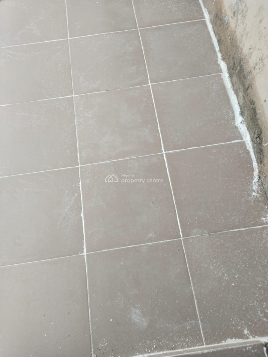 *luxury Massive*, Mini Estate, Palmgrove, Shomolu, Lagos, Flat / Apartment for Rent
