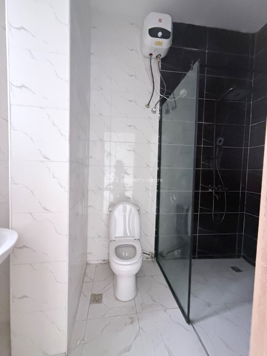 Luxury 2 Bedroom Apartments, Ologolo, Lekki, Lagos, Flat / Apartment for Sale