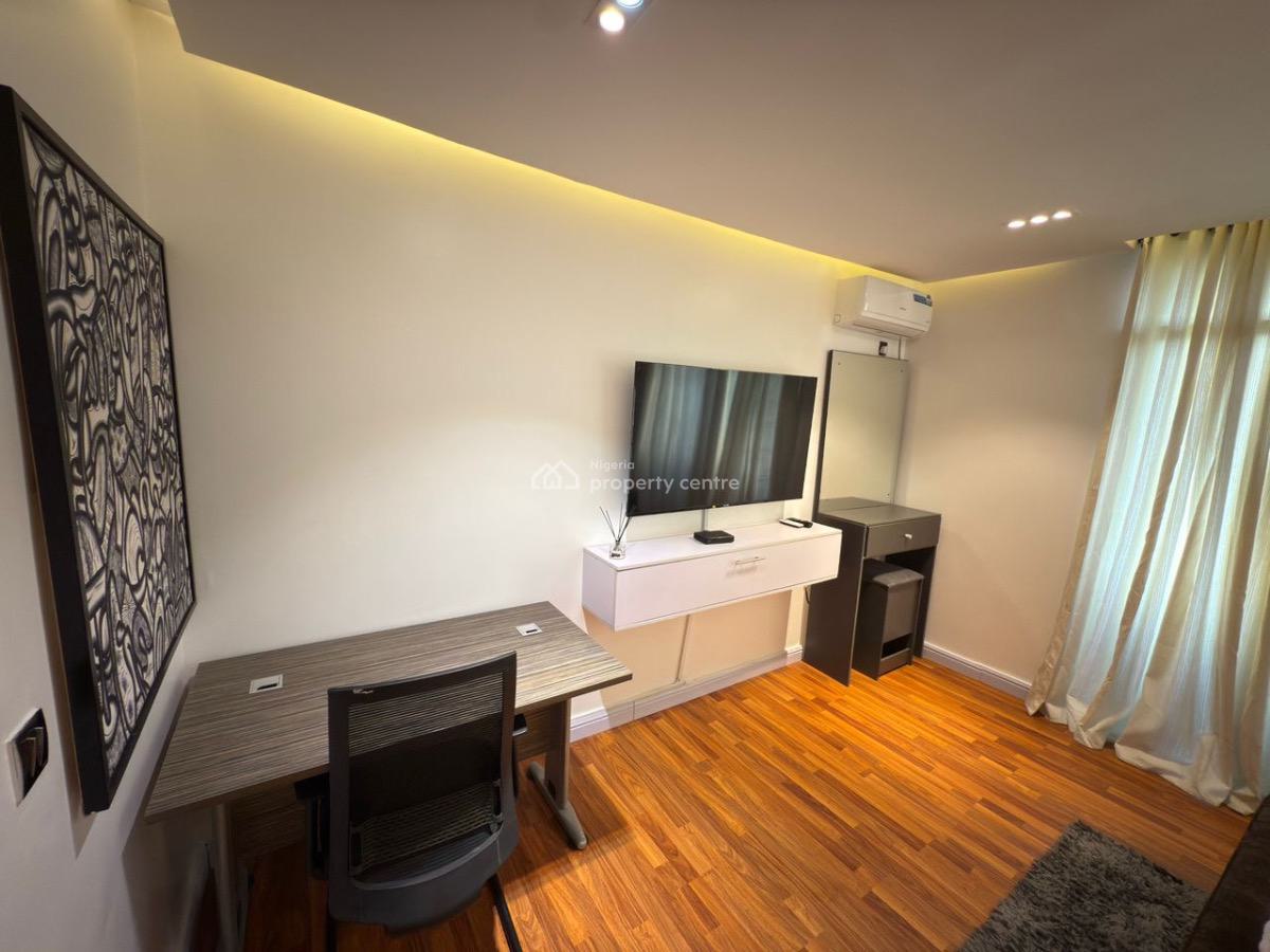 Lovely 2 Bedroom Maisonette with Pool and Gym, 1004 Estate, Victoria Island (vi), Lagos, Flat / Apartment Short Let