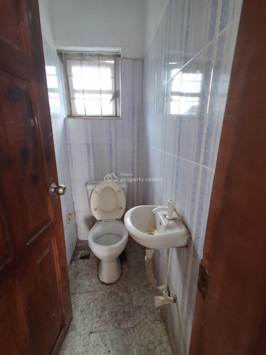 2 Bedroom Flat, in an Estate, Badore, Ajah, Lagos, House for Rent