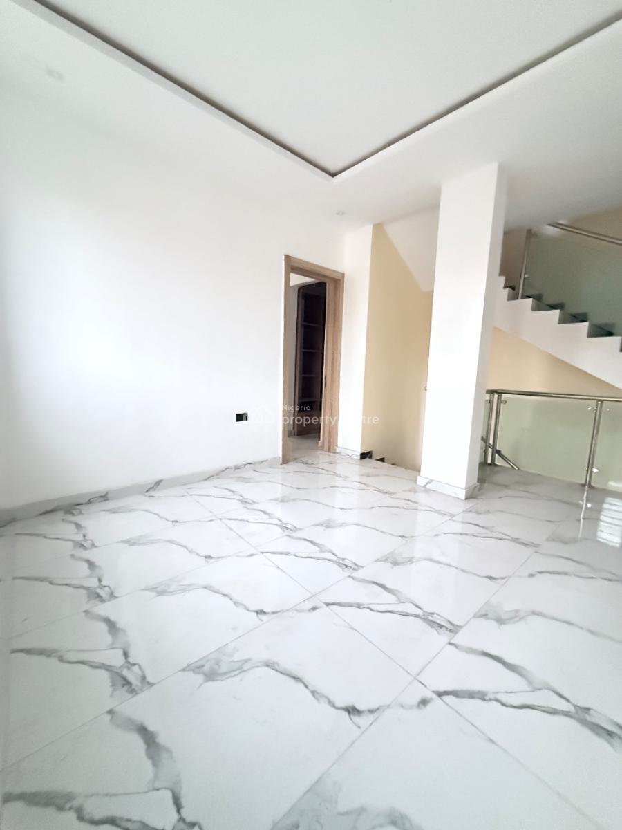 5 Bedroom Semi-detached Duplex, Lekki Phase 1, Lekki, Lagos, Semi-detached Duplex for Sale