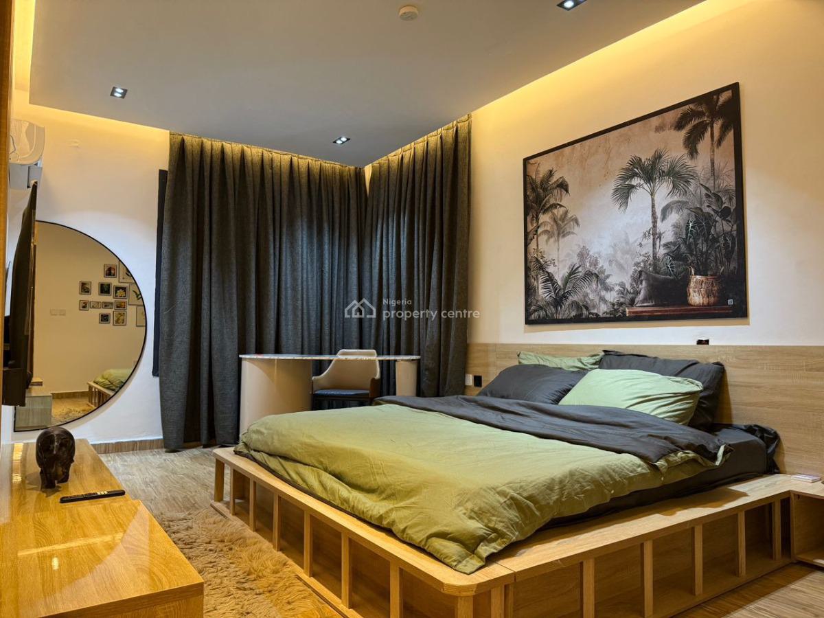 Exquisite 2 Bedrooms + Pool + Gym + Ps5, Lekki Phase 1, Lekki, Lagos, Flat / Apartment Short Let