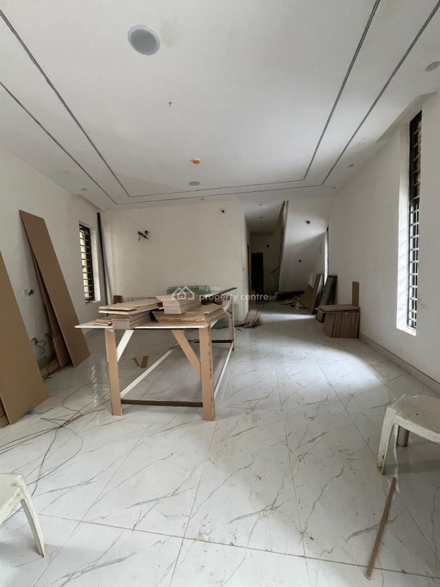 Magnificently Built 4 Bedroom Semidetached Duplex Plus Bq in an Estate, Balcony, Family Lounge, Chandelier, Ample Parking Space, Magodo, Lagos, Semi-detached Duplex for Sale