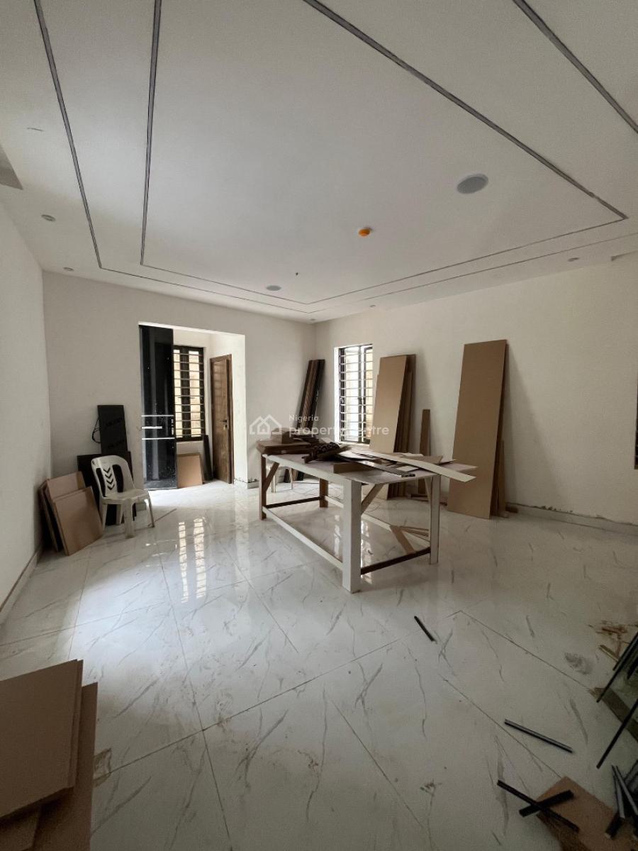 Magnificently Built 4 Bedroom Semidetached Duplex Plus Bq in an Estate, Balcony, Family Lounge, Chandelier, Ample Parking Space, Magodo, Lagos, Semi-detached Duplex for Sale