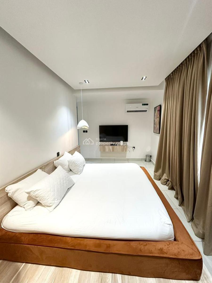 Fully Furnished 2 Bedrooms Apartment, Freedom Way, Lekki Phase 1, Lekki, Lagos, Flat / Apartment Short Let