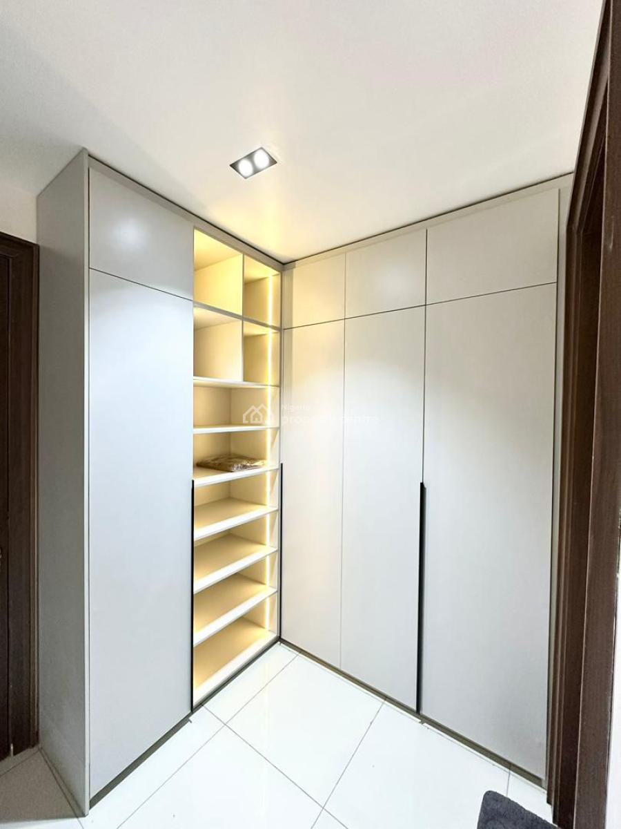 Fully Furnished 2 Bedrooms Apartment, Freedom Way, Lekki Phase 1, Lekki, Lagos, Flat / Apartment Short Let