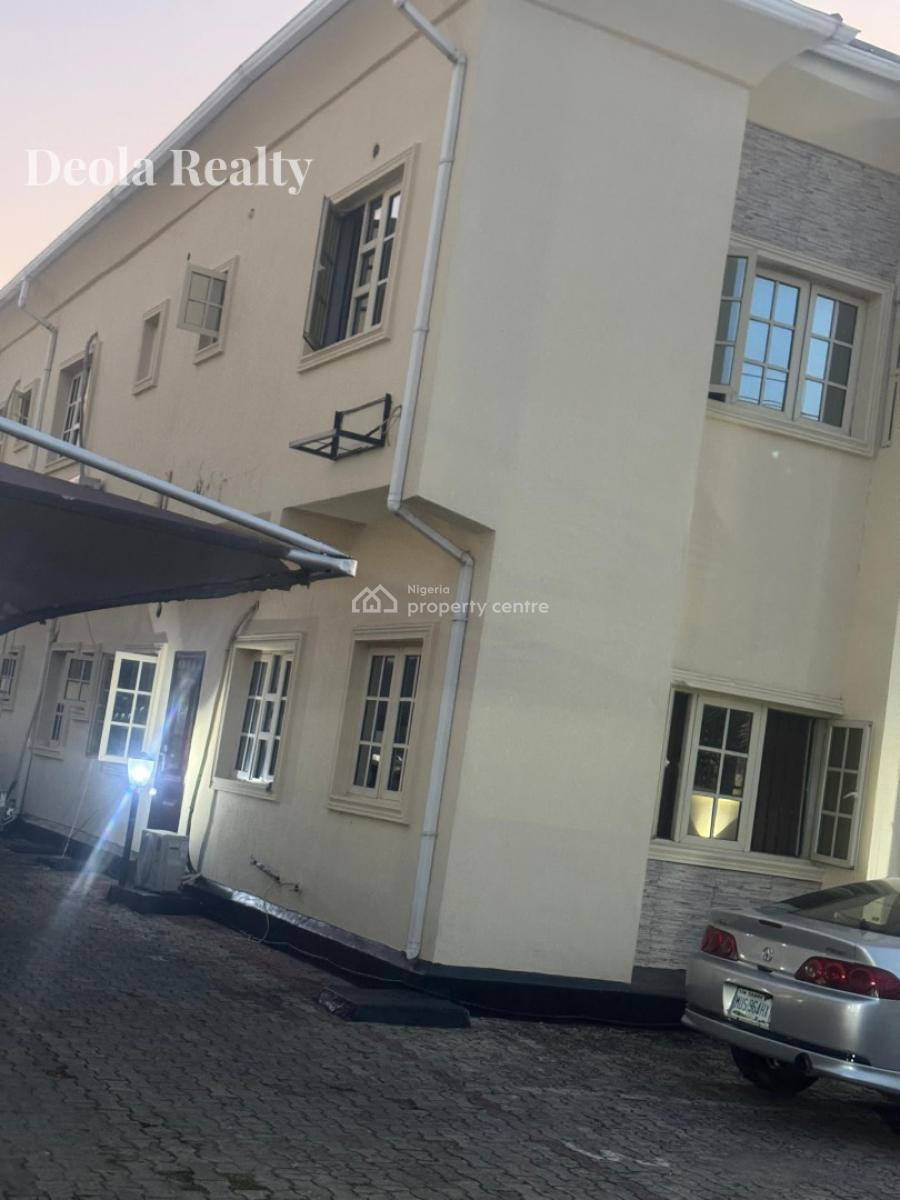 a Very Decent 5 Bedroom Self Service Terrace Duplex, Lekki Phase 1, Lekki, Lagos, Terraced Duplex for Rent