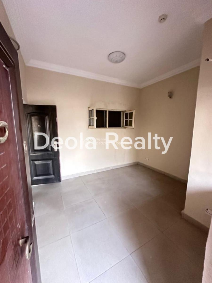 a Very Decent 5 Bedroom Self Service Terrace Duplex, Lekki Phase 1, Lekki, Lagos, Terraced Duplex for Rent