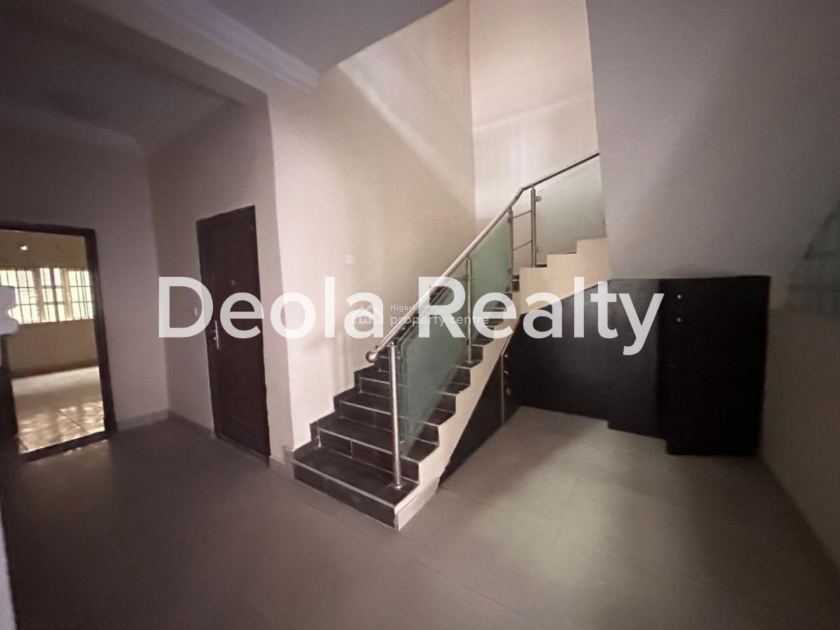 a Very Decent 5 Bedroom Self Service Terrace Duplex, Lekki Phase 1, Lekki, Lagos, Terraced Duplex for Rent