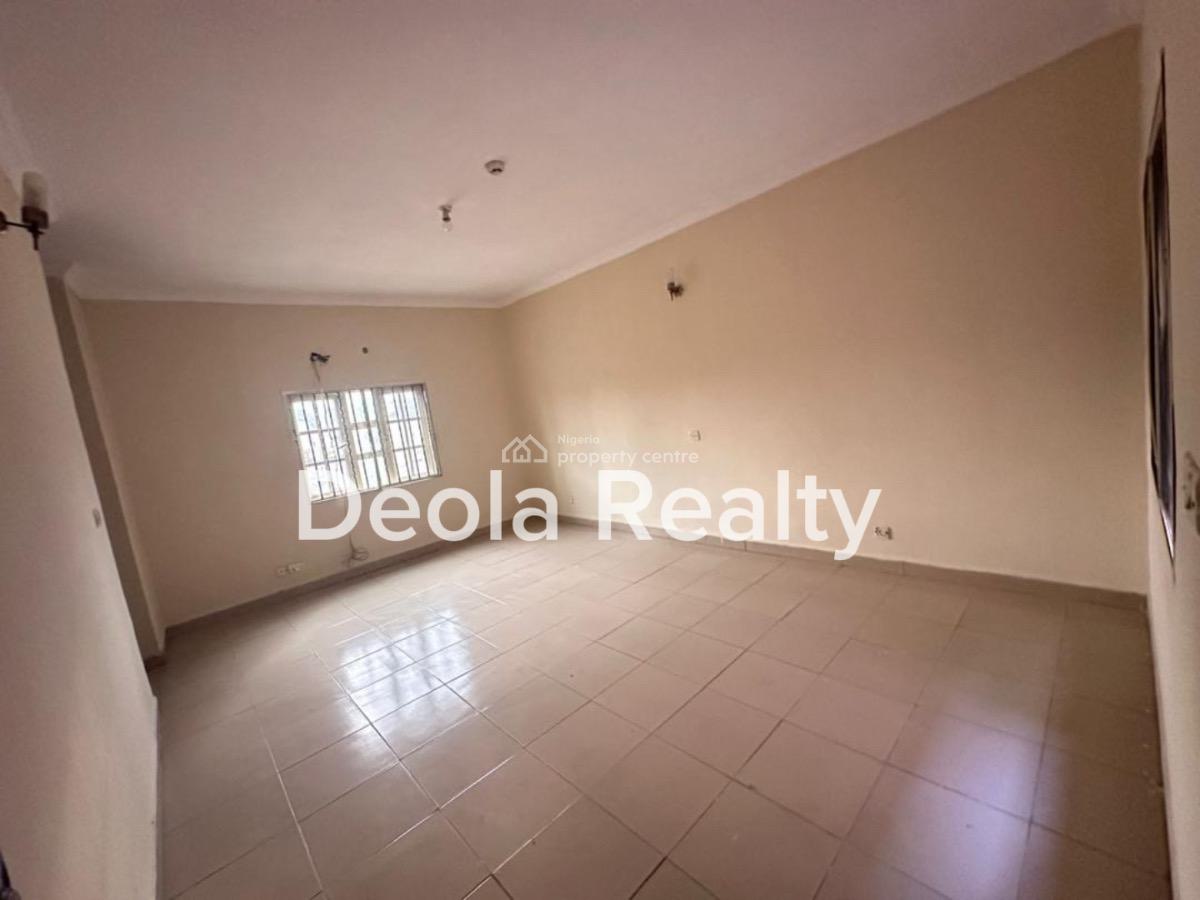 a Very Decent 5 Bedroom Self Service Terrace Duplex, Lekki Phase 1, Lekki, Lagos, Terraced Duplex for Rent