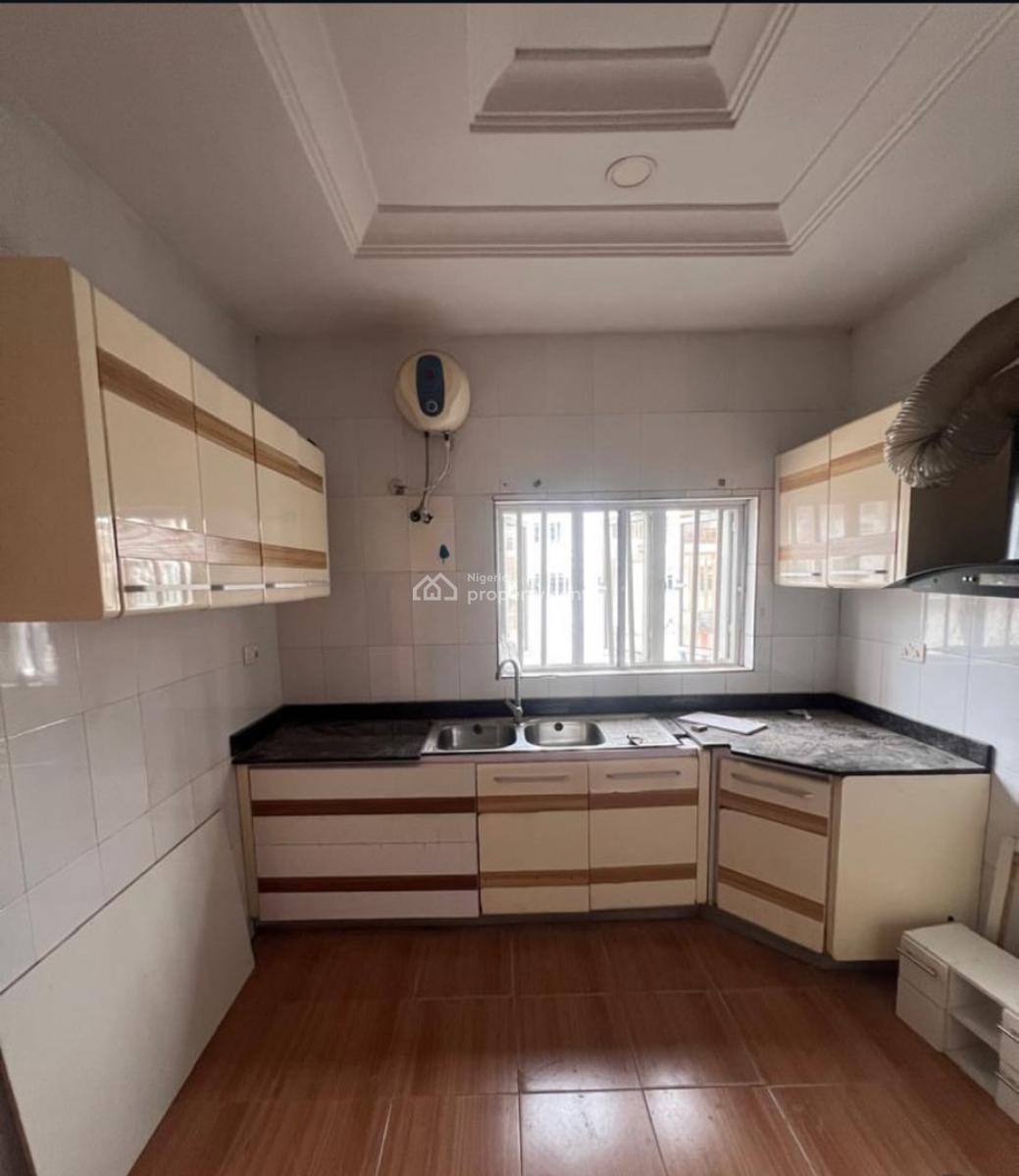 4 Bedroom Semi-detached  Duplex, Agungi, Lekki, Lagos, Semi-detached Duplex for Sale