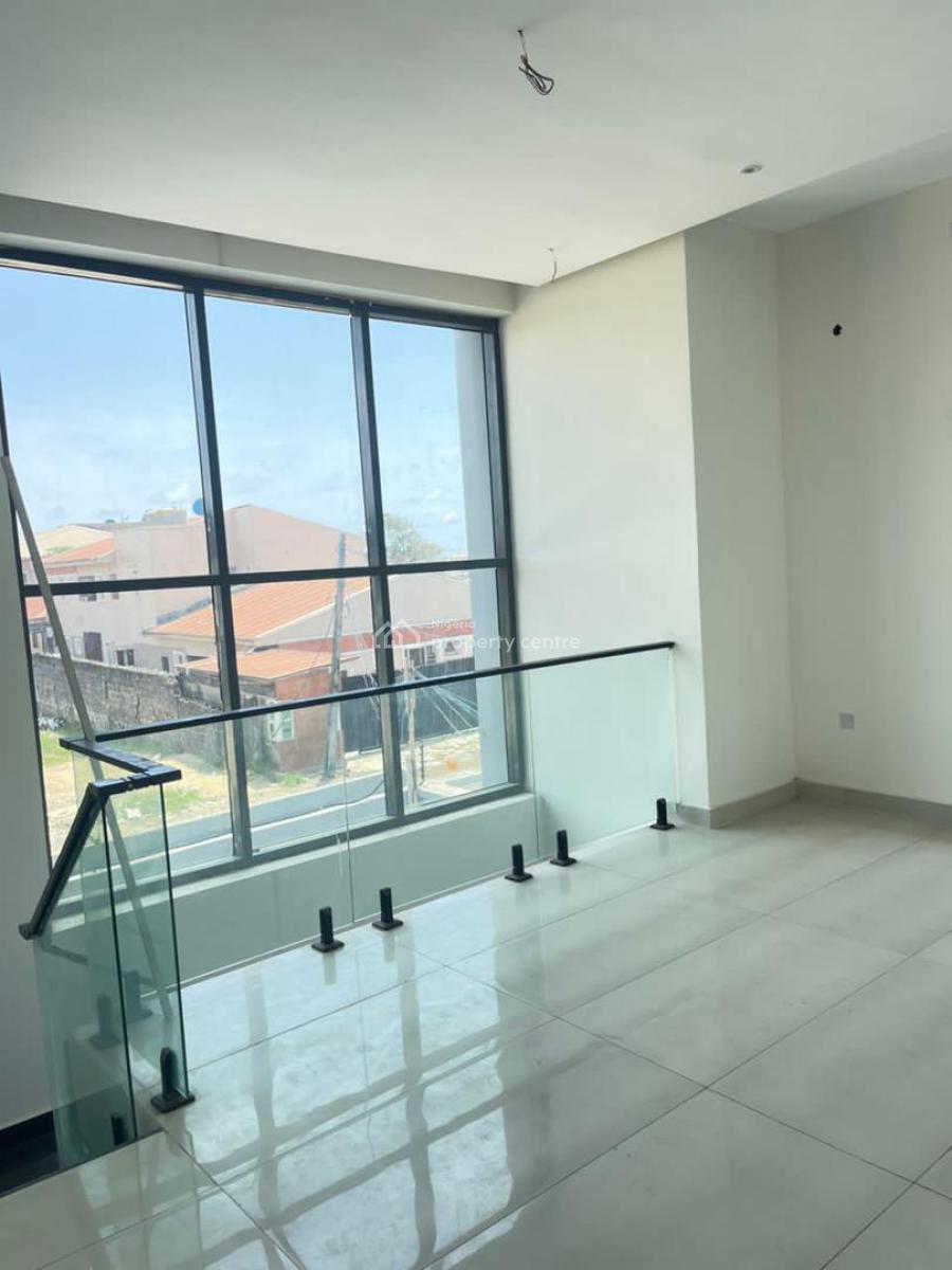 Brand New Semi Masters Bedroom Upstairs, New Road, Lekki, Lagos, Self Contain (single Rooms) for Rent