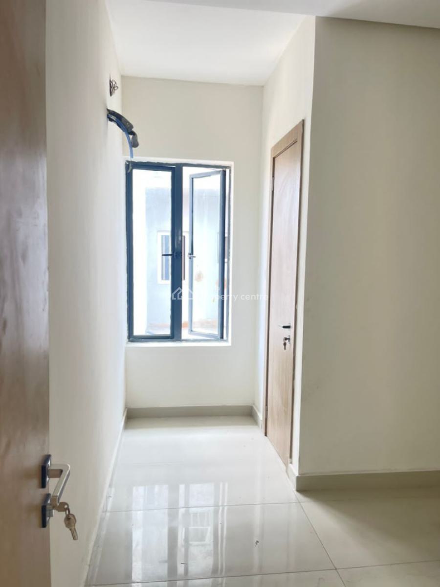 Brand New Semi Masters Bedroom Upstairs, New Road, Lekki, Lagos, Self Contain (single Rooms) for Rent