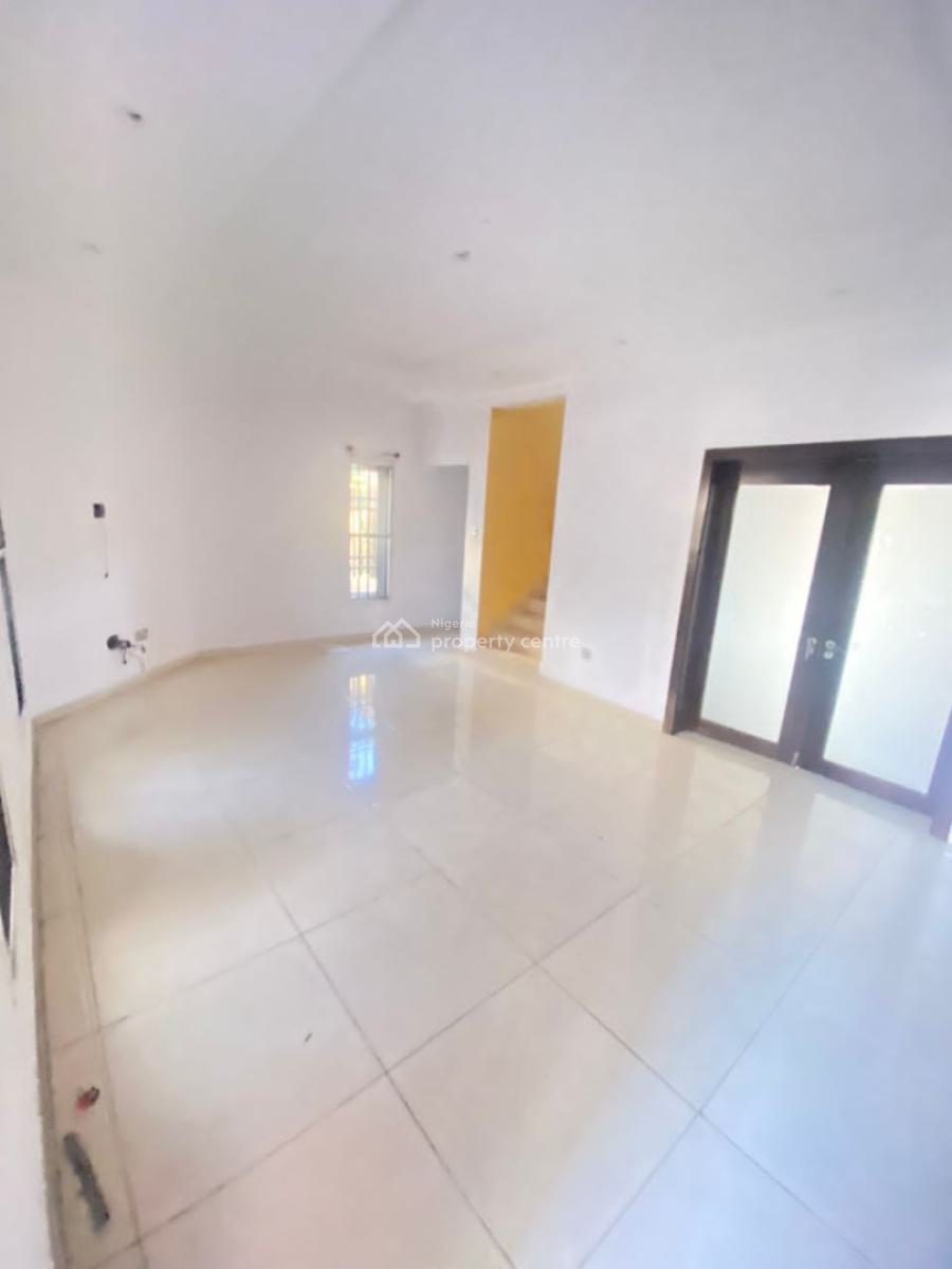 Nicely Built 3 Bedroom Terrace Duplex, in Osapa, Osapa Lekki Lagos., Lekki, Lagos, Flat / Apartment for Rent
