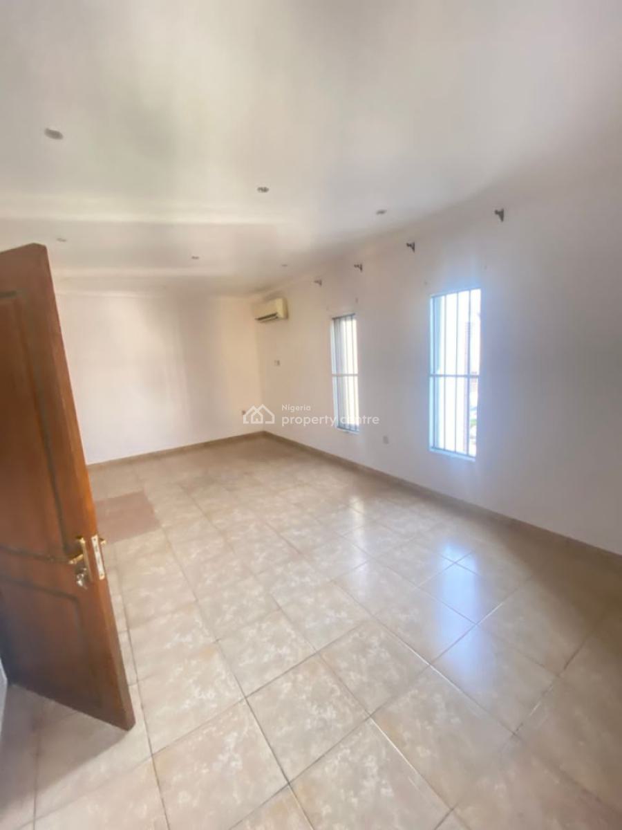 Nicely Built 3 Bedroom Terrace Duplex, in Osapa, Osapa Lekki Lagos., Lekki, Lagos, Flat / Apartment for Rent