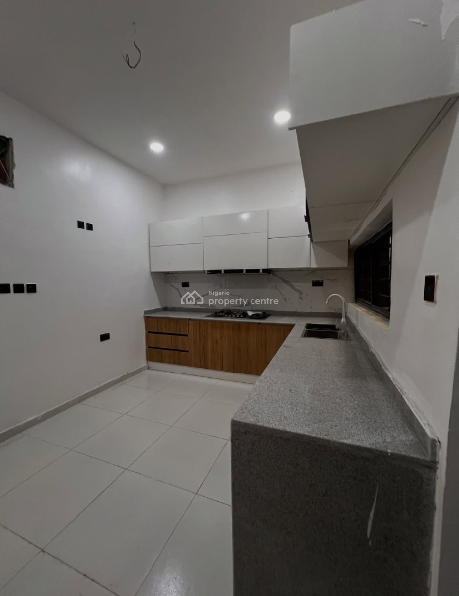 Fully Service 4 Bedroom Detached Duplex in Mini Court Estate, Orchid Road By Bis, Lekki, Lagos, Detached Duplex for Rent