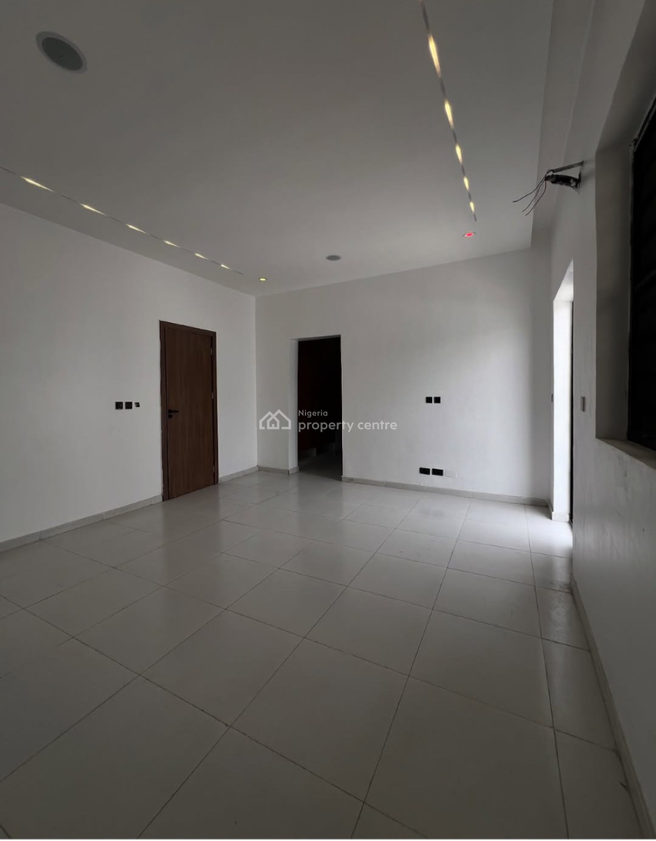 Fully Service 4 Bedroom Detached Duplex in Mini Court Estate, Orchid Road By Bis, Lekki, Lagos, Detached Duplex for Rent