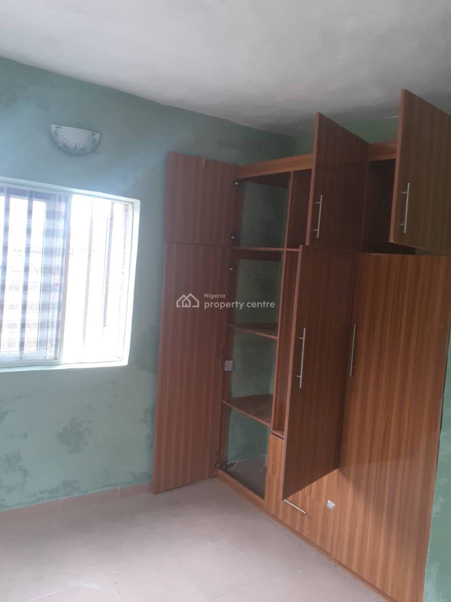 3bedroom Flat with Modern Facilities, First Powerline, Eleyele-ologuneru Road Ibadan, Ibadan, Oyo, Flat / Apartment for Rent