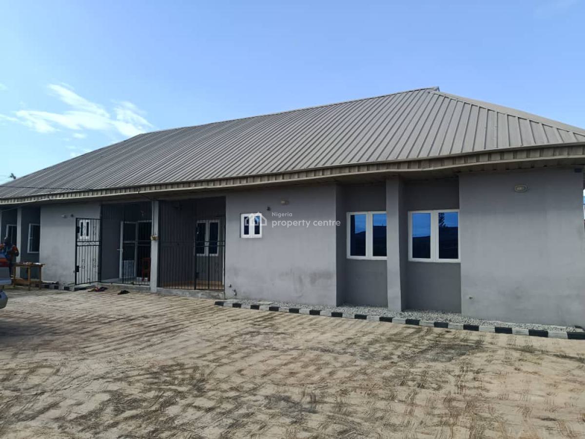 Newly Built 3bedroom Flat with Modern Facilities, Olodo Bank,after Iyana Church,iwo Road Ibadan, Ibadan, Oyo, Semi-detached Bungalow for Rent