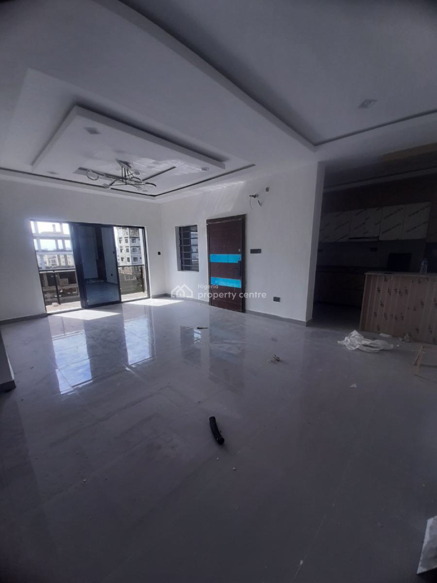 Newly Built and Serviced 2 Bedroom En-suite Flat with Fitted Open Kitc, Lekki Phase 1, Lekki, Lagos, Flat / Apartment for Rent