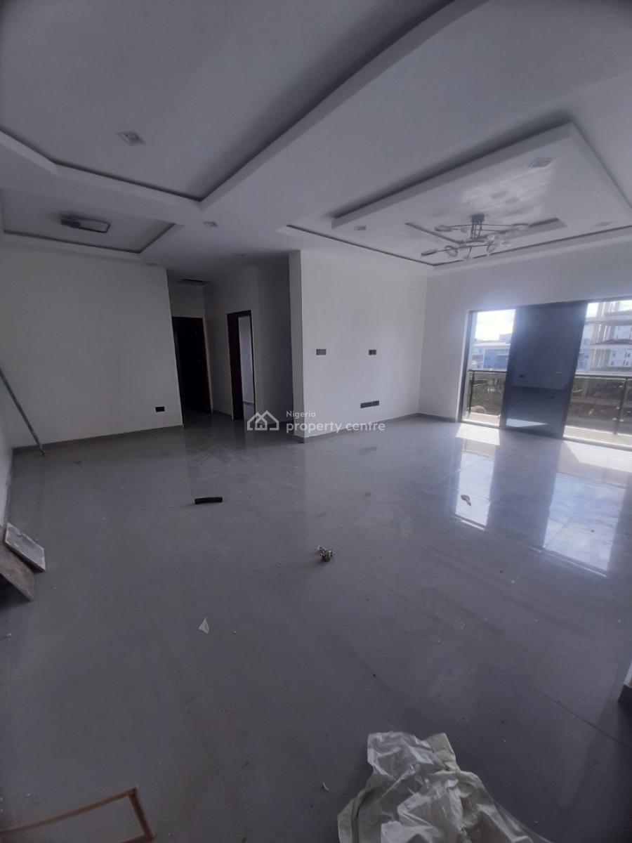 Newly Built and Serviced 2 Bedroom En-suite Flat with Fitted Open Kitc, Lekki Phase 1, Lekki, Lagos, Flat / Apartment for Rent
