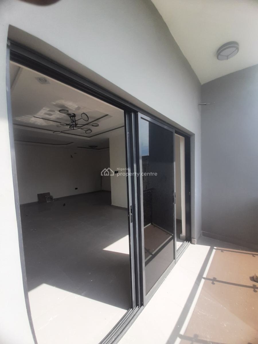 Newly Built and Serviced 2 Bedroom En-suite Flat with Fitted Open Kitc, Lekki Phase 1, Lekki, Lagos, Flat / Apartment for Rent