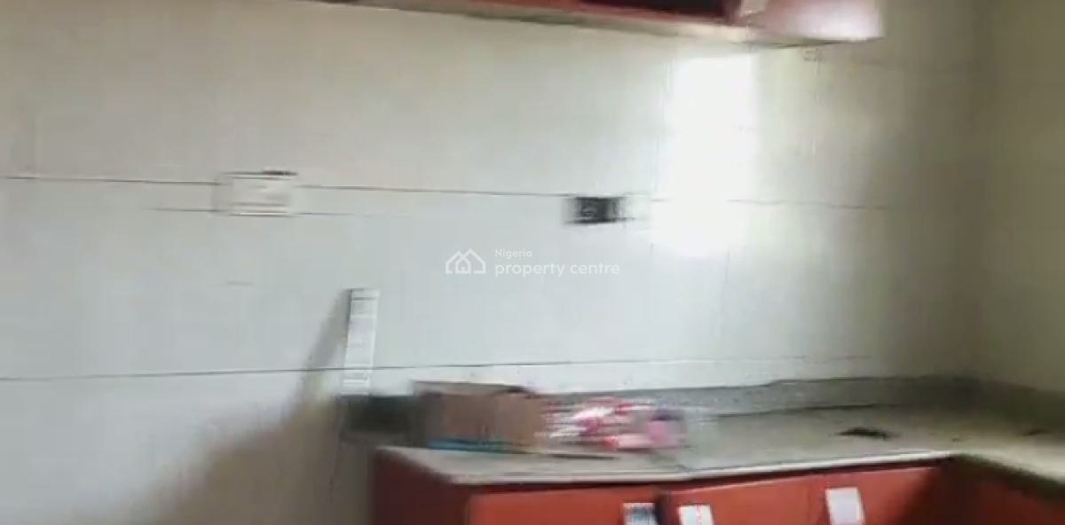 a Spacious Decent 2 Bedroom Flat, Lugbe District, Abuja, Flat / Apartment for Rent