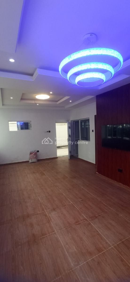 Classy 2 Bedrooms with Swimming Pool, Wuse 2, Abuja, Flat / Apartment for Rent