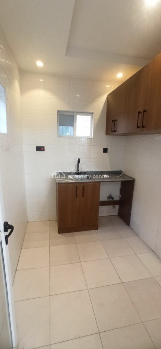 Classy 2 Bedrooms with Swimming Pool, Wuse 2, Abuja, Flat / Apartment for Rent