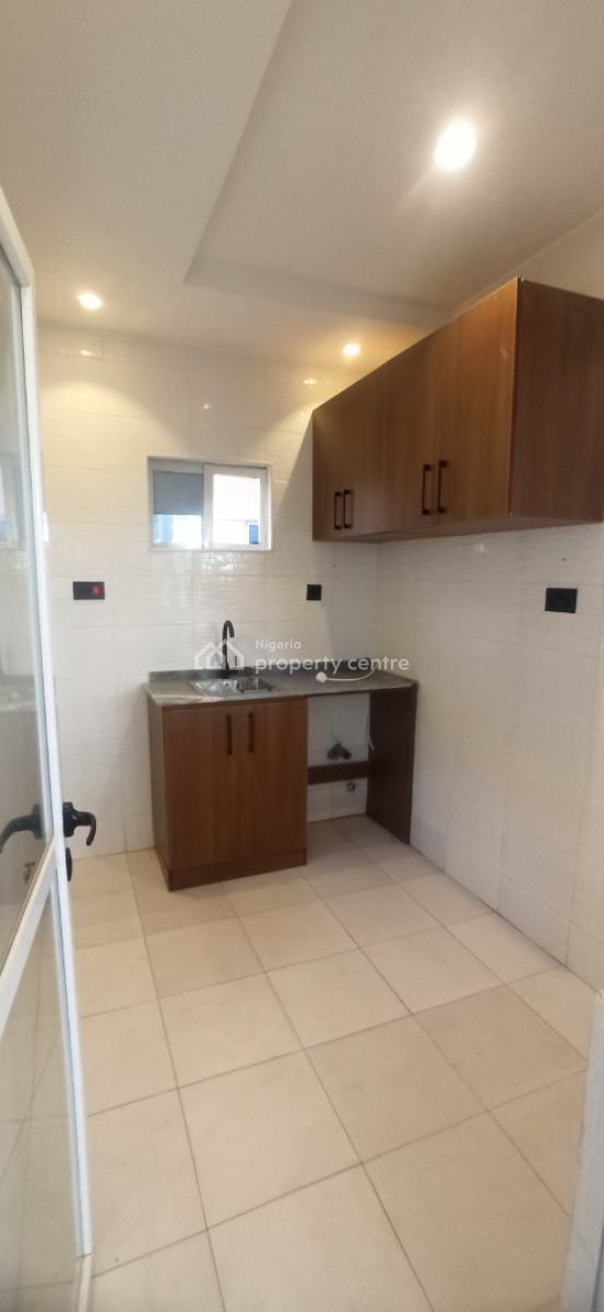 Classy 2 Bedrooms with Swimming Pool, Wuse 2, Abuja, Flat / Apartment for Rent