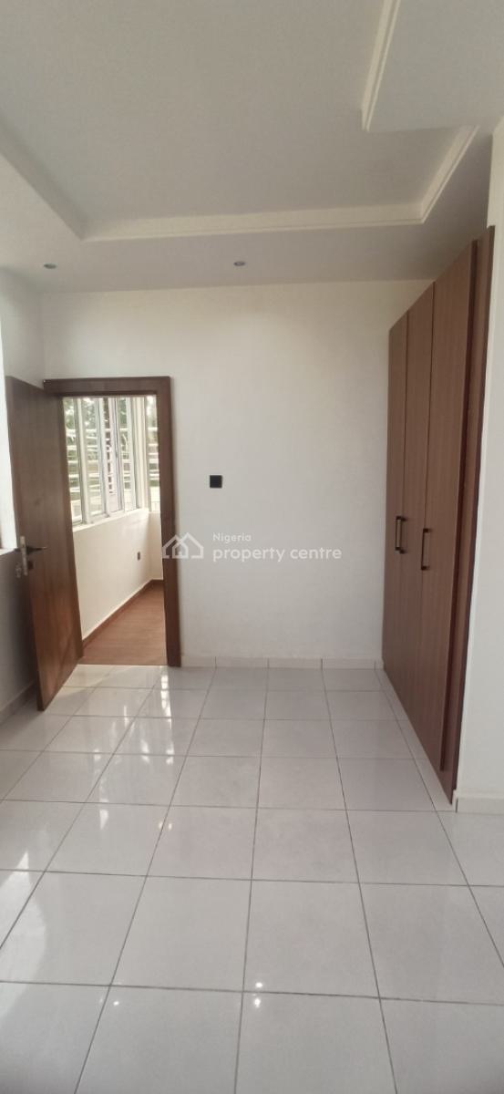 Classy 2 Bedrooms with Swimming Pool, Wuse 2, Abuja, Flat / Apartment for Rent