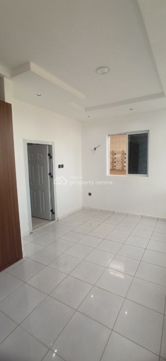 Classy 2 Bedrooms with Swimming Pool, Wuse 2, Abuja, Flat / Apartment for Rent