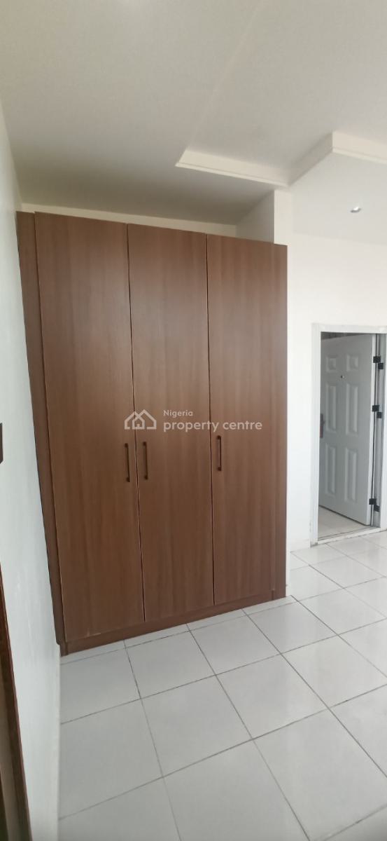 Classy 2 Bedrooms with Swimming Pool, Wuse 2, Abuja, Flat / Apartment for Rent