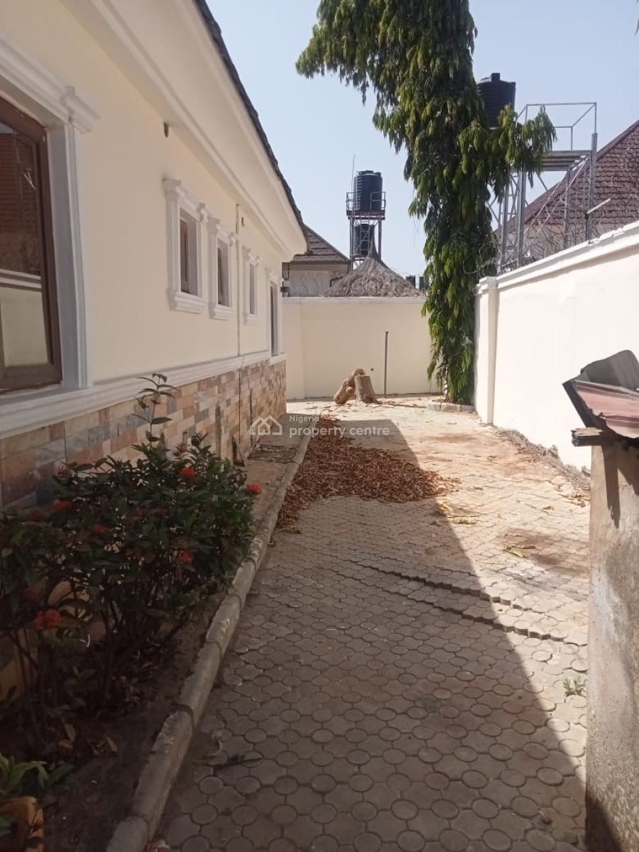 3 Bedroom Bungalow, Estate, Lokogoma District, Abuja, Detached Bungalow for Sale