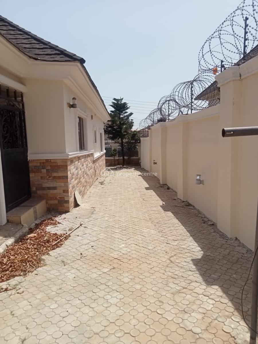 3 Bedroom Bungalow, Estate, Lokogoma District, Abuja, Detached Bungalow for Sale