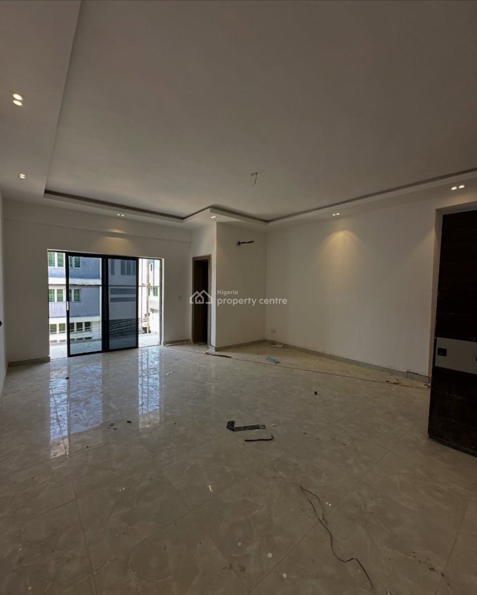 Lovely 2 Bedroom Apartment with Bq, Lekki Phase 1, Lekki Phase 1, Lekki, Lagos, Block of Flats for Sale