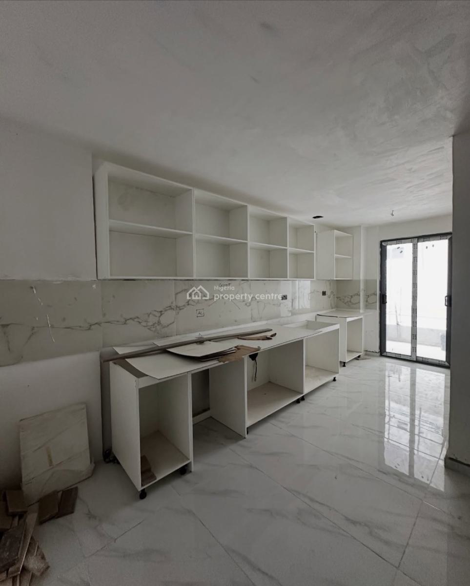 Lovely 3 Bedroom Apartment with Bq, Victoria Island, Victoria Island (vi), Lagos, Block of Flats for Sale